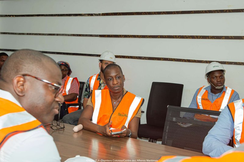 Visite du Comité d'Administration au Centre des Affaires Maritimes à Cotonou